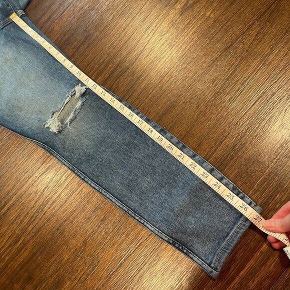 NWT Good American 8/29 Good Curve Skinny Crop Jeans High Rise Distressed - Picture 14 of 16